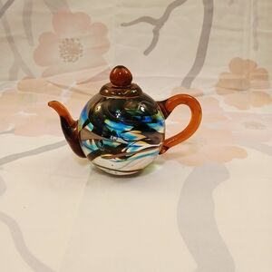 Artistic Glass Teapot Paperweight with Vibrant Swirls